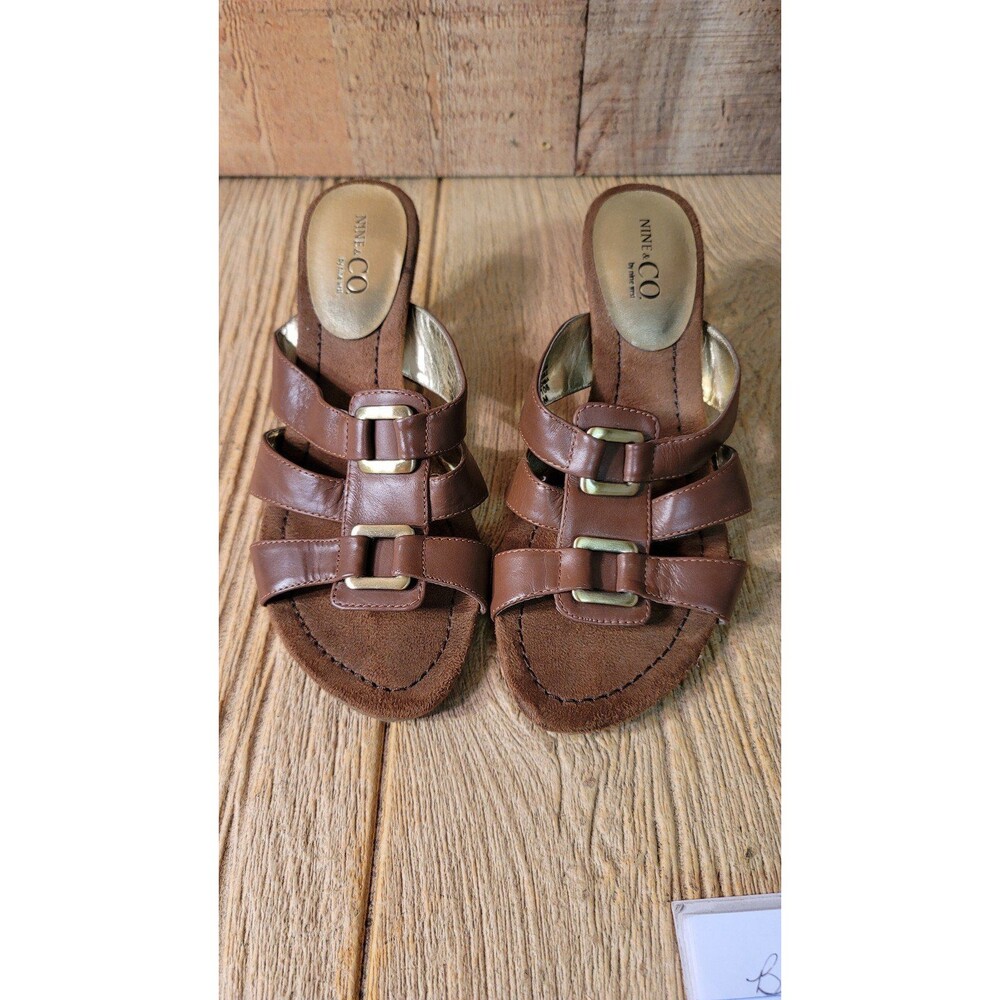 NINE & CO. Leather With Front Double Buckle Sandals.